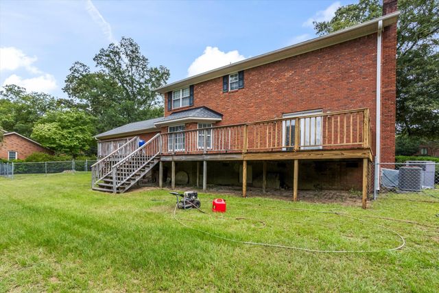 613 Skyline Drive, Batesburg-leesville, SC 29070