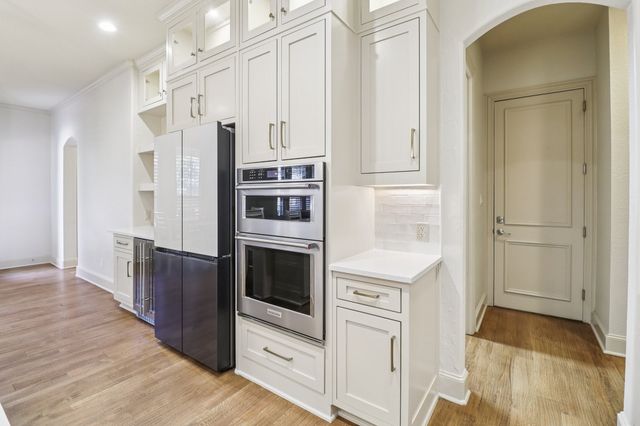 219 High Point Drive, Murphy, TX 75094