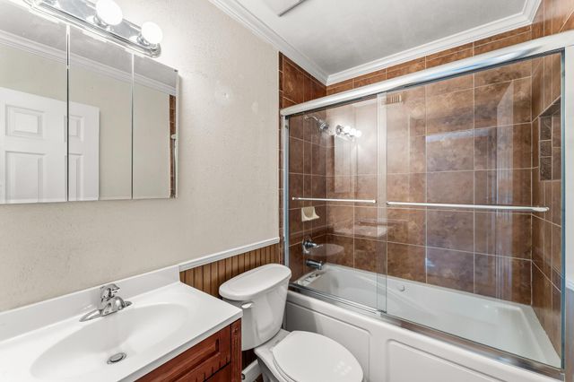 1425 SE San Sovina Terrace, Port St Lucie, FL 34952