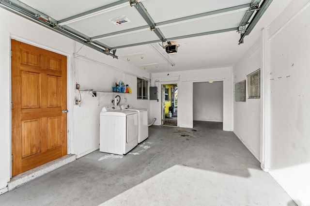 1425 SE San Sovina Terrace, Port St Lucie, FL 34952