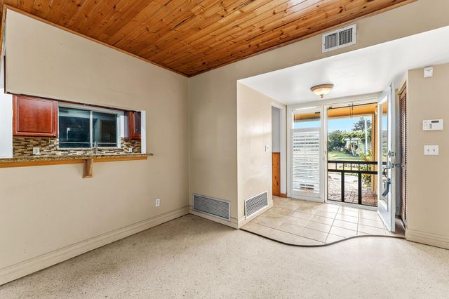 1425 SE San Sovina Terrace, Port St Lucie, FL 34952