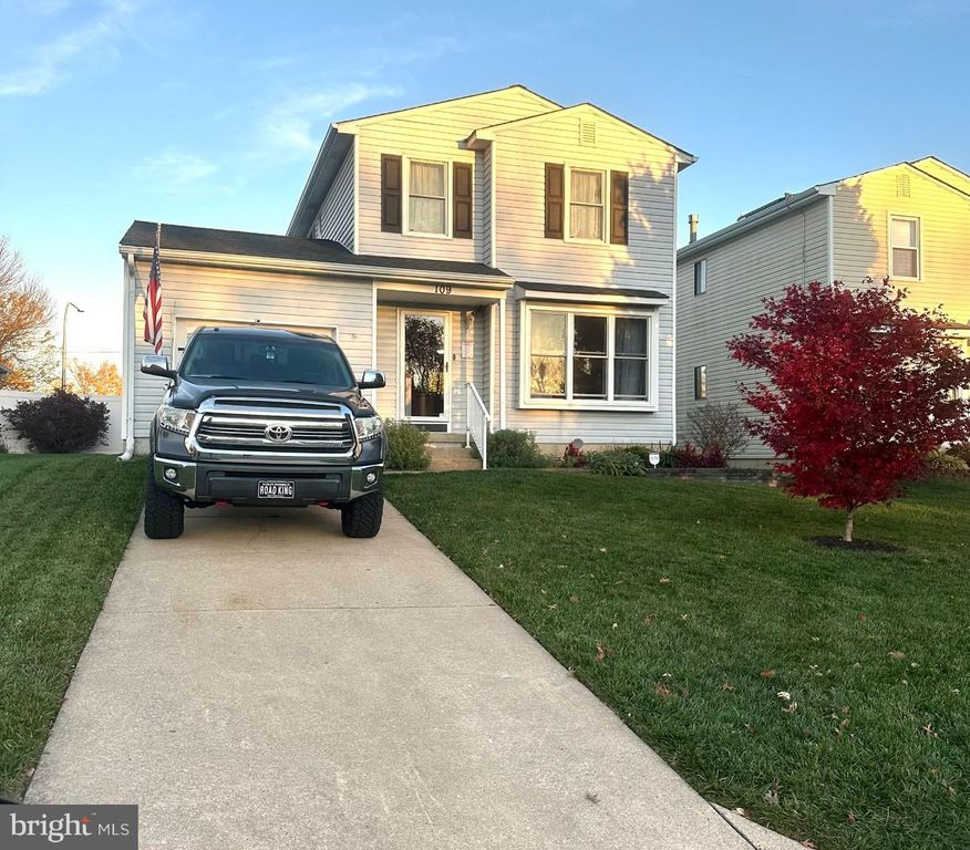 109 E SKEET CIR E, Bear, DE 19701