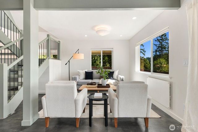 25515 SE Issaquah-Fall City Road, Issaquah, WA 98029