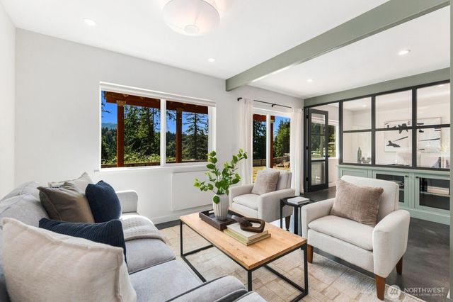 25515 SE Issaquah-Fall City Road, Issaquah, WA 98029