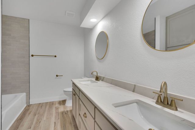 4220 Dawn Drive, Benbrook, TX 76116