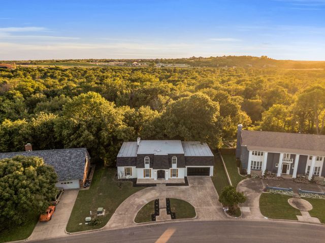 4220 Dawn Drive, Benbrook, TX 76116