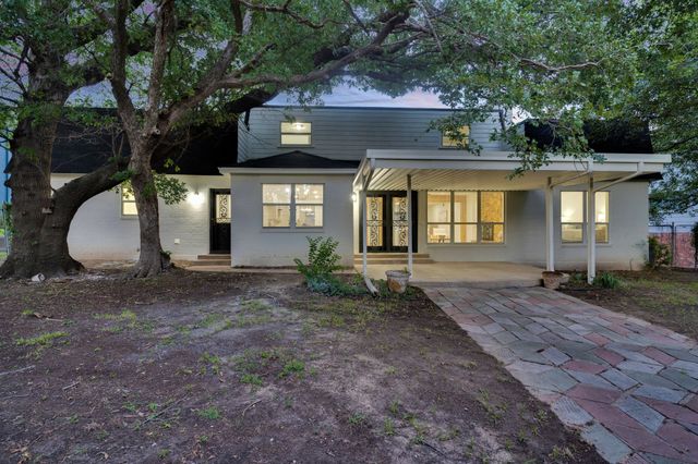 4220 Dawn Drive, Benbrook, TX 76116