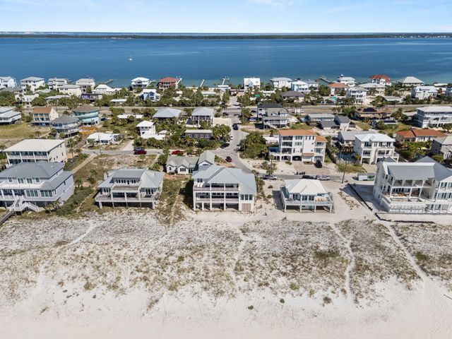 236 ariola Drive, Pensacola Beach, FL 32561