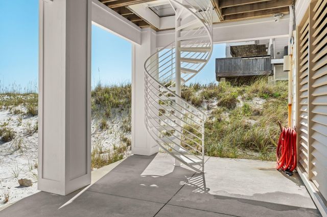 236 ariola Drive, Pensacola Beach, FL 32561