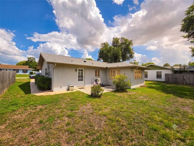 7047 WINDMERE ROAD, Brooksville, FL 34602