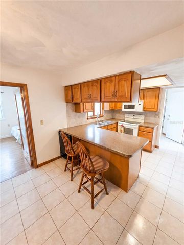 7047 WINDMERE ROAD, Brooksville, FL 34602