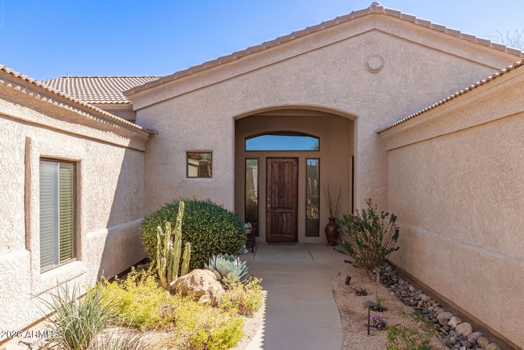 27913 N WALNUT CREEK Road, Rio Verde, AZ 85263 — photo 2