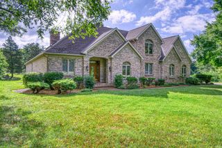 549 W Mount Pleasant Road, Evansville, IN 47711