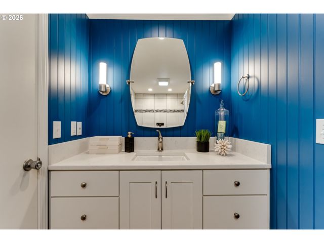 3185 KEVINGTON Ave, Eugene, OR 97405