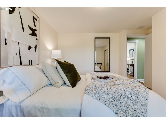 3185 KEVINGTON Ave, Eugene, OR 97405