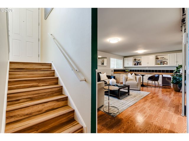 3185 KEVINGTON Ave, Eugene, OR 97405