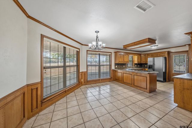 2906 VZ CR 4923, Ben Wheeler, TX 75754