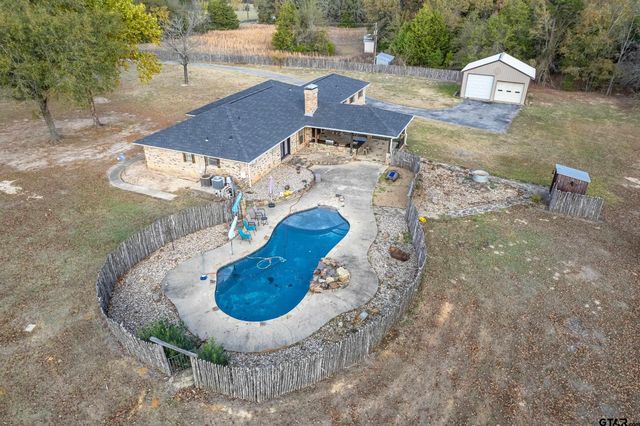 2906 VZ CR 4923, Ben Wheeler, TX 75754