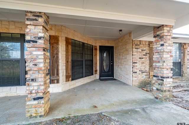 2906 VZ CR 4923, Ben Wheeler, TX 75754