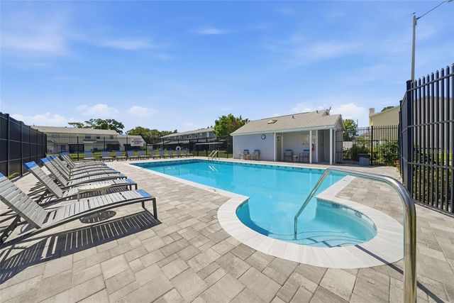 5302 LADYWELL COURT, Tampa, FL 33624