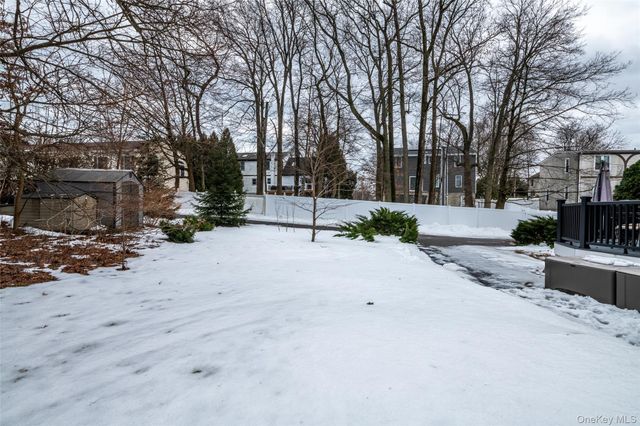 29 Oakdale Avenue, New Rochelle, NY 10801