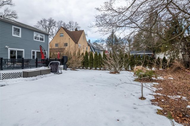 29 Oakdale Avenue, New Rochelle, NY 10801