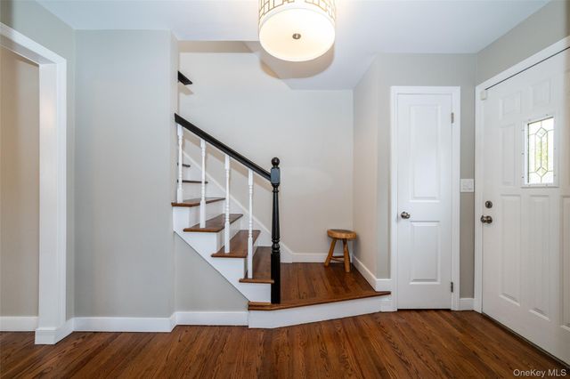 29 Oakdale Avenue, New Rochelle, NY 10801