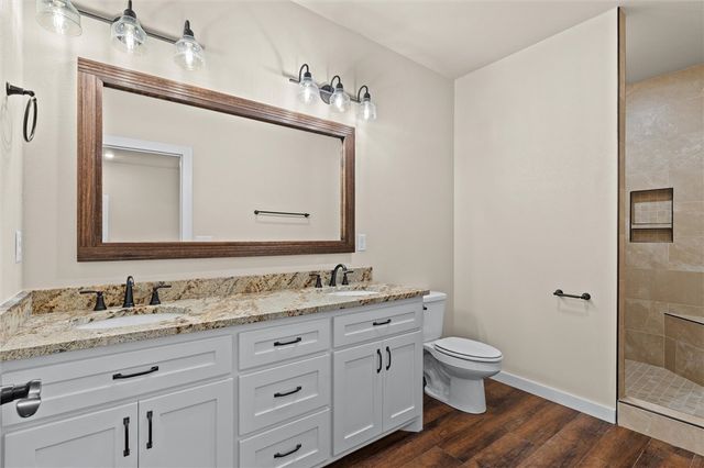 322 Madison 1458, Huntsville, AR 72740