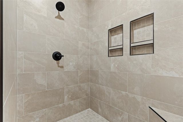 322 Madison 1458, Huntsville, AR 72740