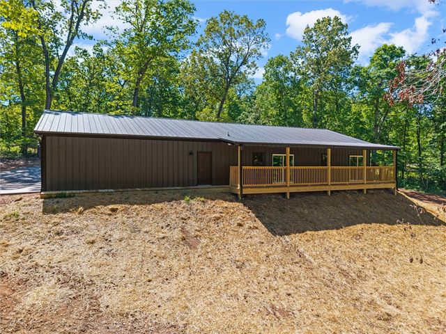 322 Madison 1458, Huntsville, AR 72740