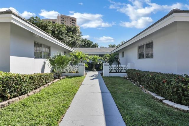 3218 SE 11th Street B, Pompano Beach, FL 33062