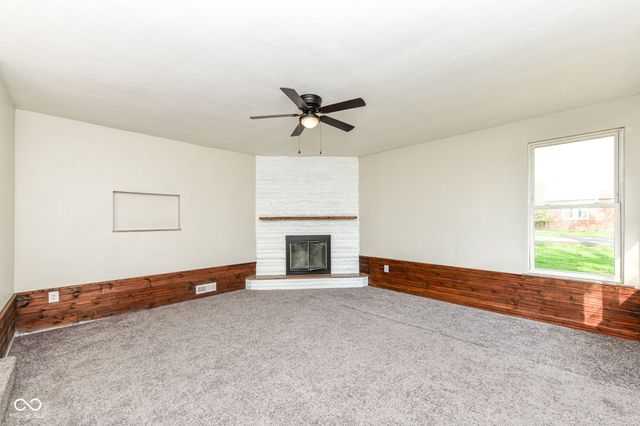 2328 E 9th Street, Anderson, IN 46012