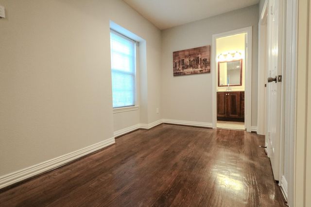 4609 University Oaks Boulevard, Houston, TX 77004