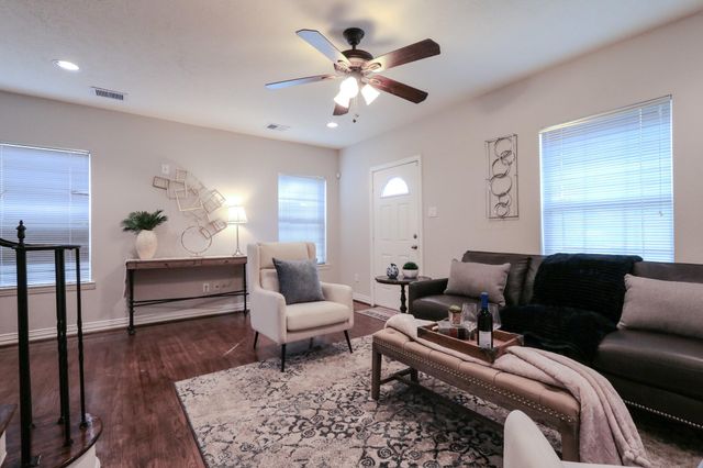 4609 University Oaks Boulevard, Houston, TX 77004