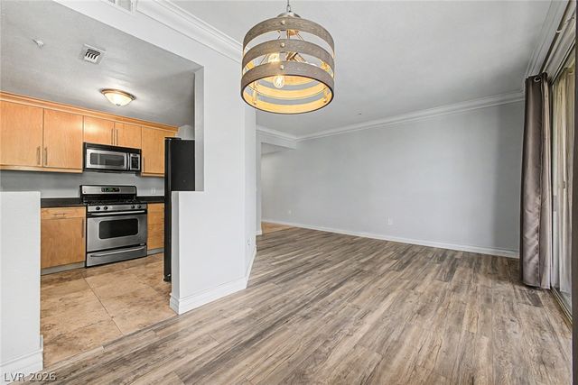 260 East Flamingo Road 220, Las Vegas, NV 89169