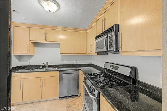 260 East Flamingo Road 220, Las Vegas, NV 89169