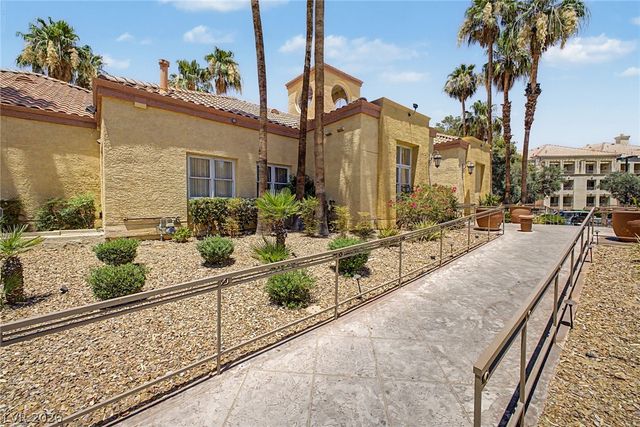 260 East Flamingo Road 220, Las Vegas, NV 89169