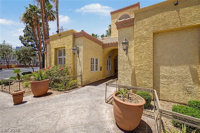 260 East Flamingo Road 220, Las Vegas, NV 89169
