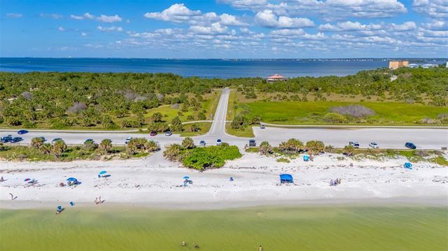 2085 HUNTERS GLEN DRIVE 213, Dunedin, FL 34698