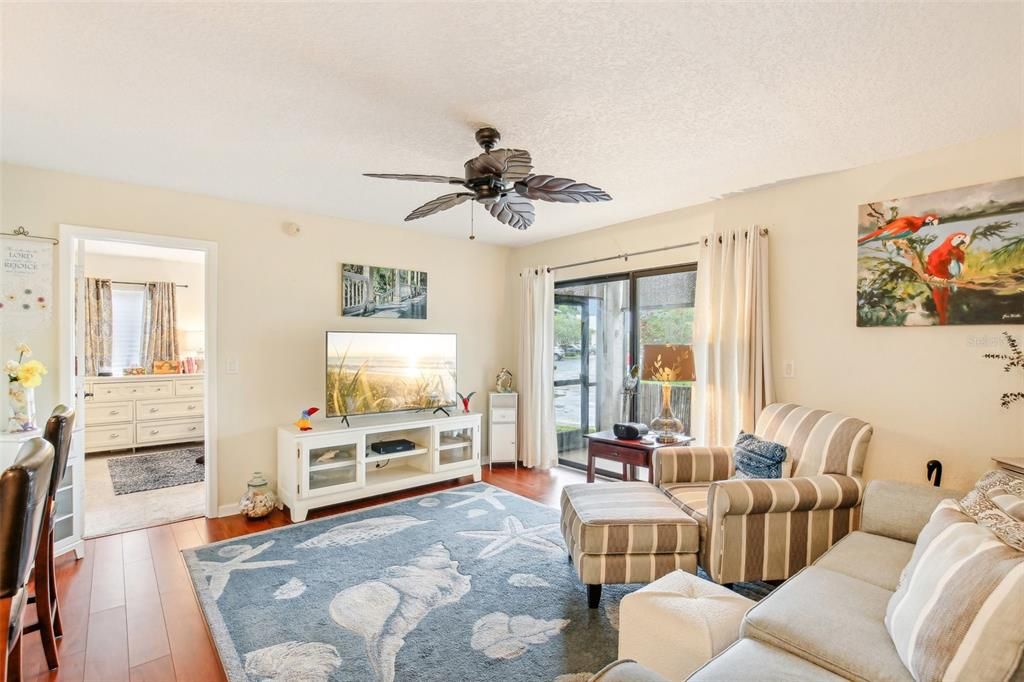 2085 HUNTERS GLEN DRIVE 213, Dunedin, FL 34698