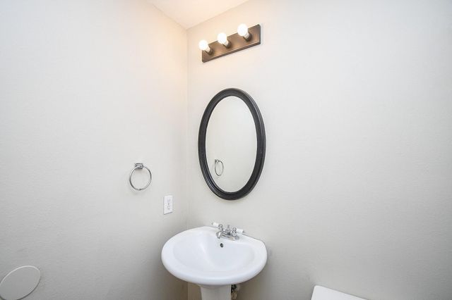 3207 English Oaks Boulevard, Pearland, TX 77584