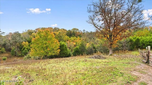10528 Thorngrove Pike, Strawberry Plains, TN 37871
