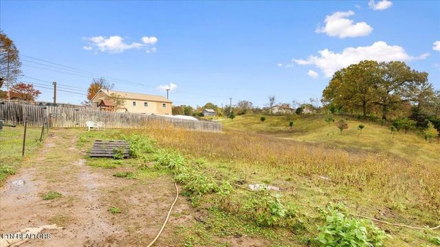 10528 Thorngrove Pike, Strawberry Plains, TN 37871