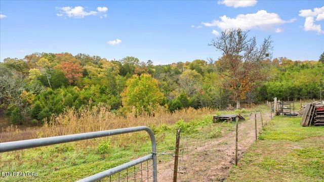 10528 Thorngrove Pike, Strawberry Plains, TN 37871