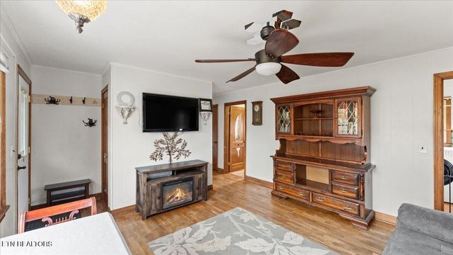 10528 Thorngrove Pike, Strawberry Plains, TN 37871