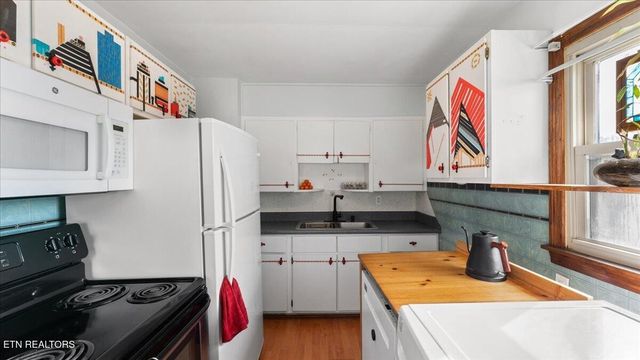 10528 Thorngrove Pike, Strawberry Plains, TN 37871