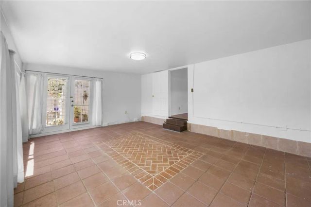412 E Camile, Santa Ana, CA 92701