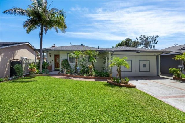 412 E Camile, Santa Ana, CA 92701