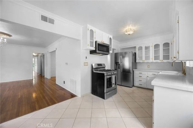 412 E Camile, Santa Ana, CA 92701
