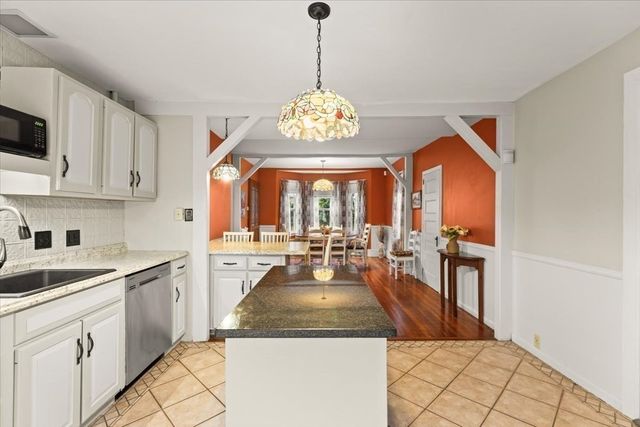 220 Smith St, North Attleboro, MA 02760